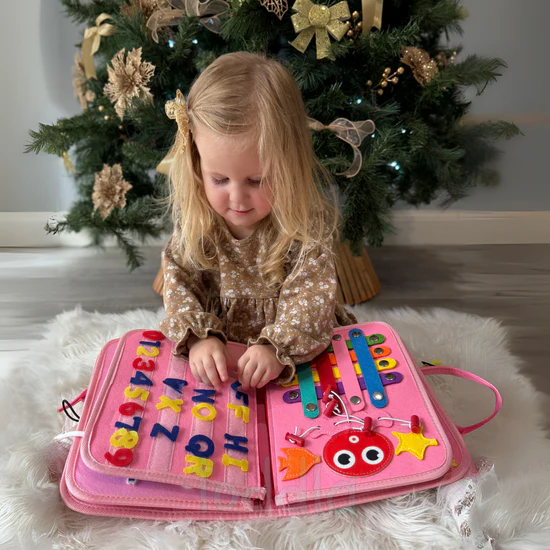 mamaDealz™ Montessori Busy Board