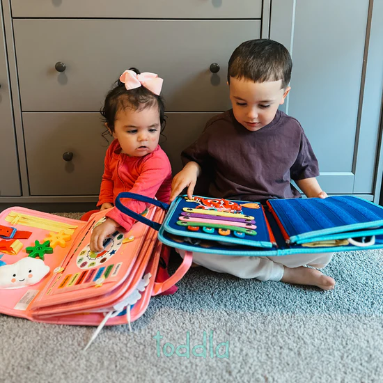 mamaDealz™ Montessori Busy Board